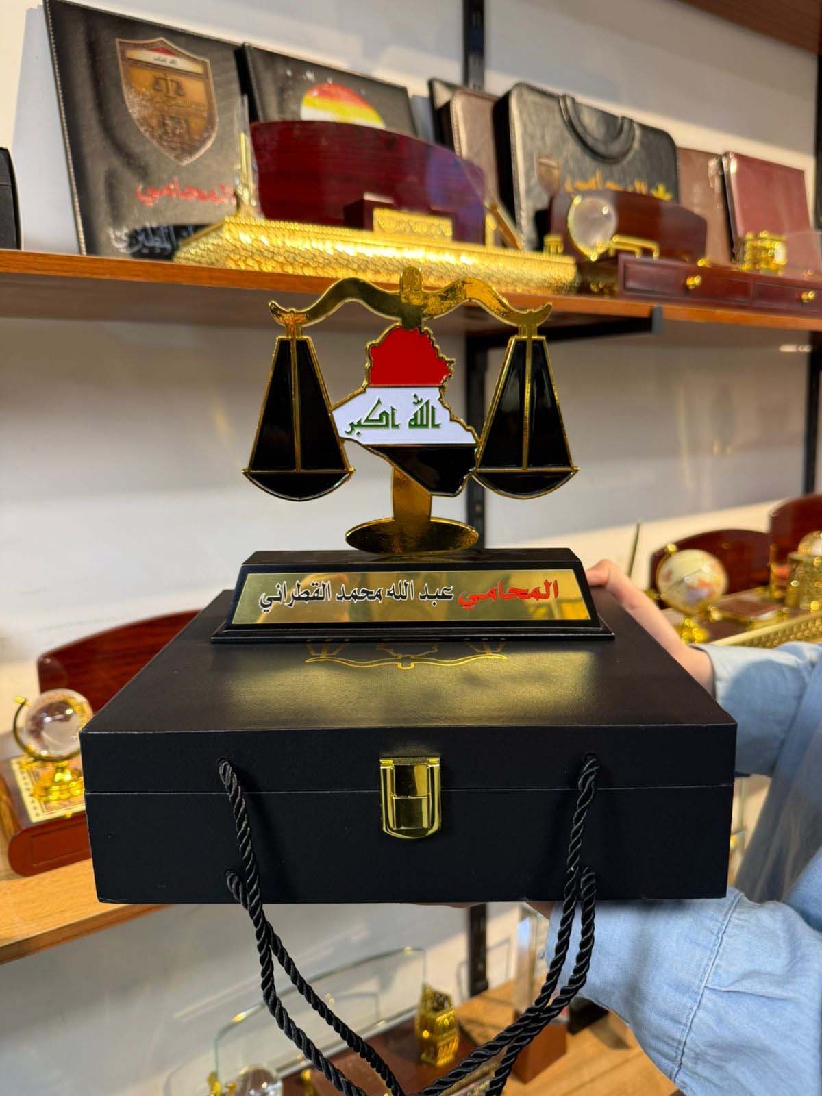 305aaf0b-011b-4c59-af66-a3ac6e2e8a22